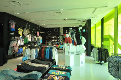 20110418bershka6.jpg