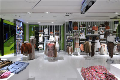 20110421bershka1.jpg