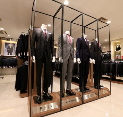 メインディスプレイ