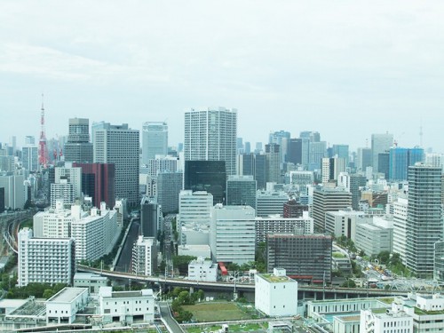24階から見た東京タワーとスカイツリー