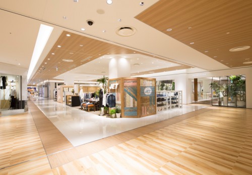 ルクアイーレの店内