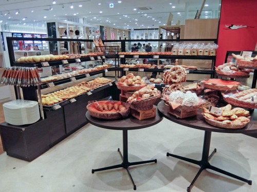 ベーカリーコーナー