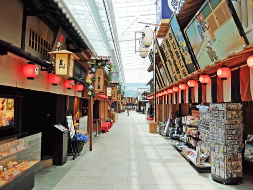 4階のEDO MARKET PLACE