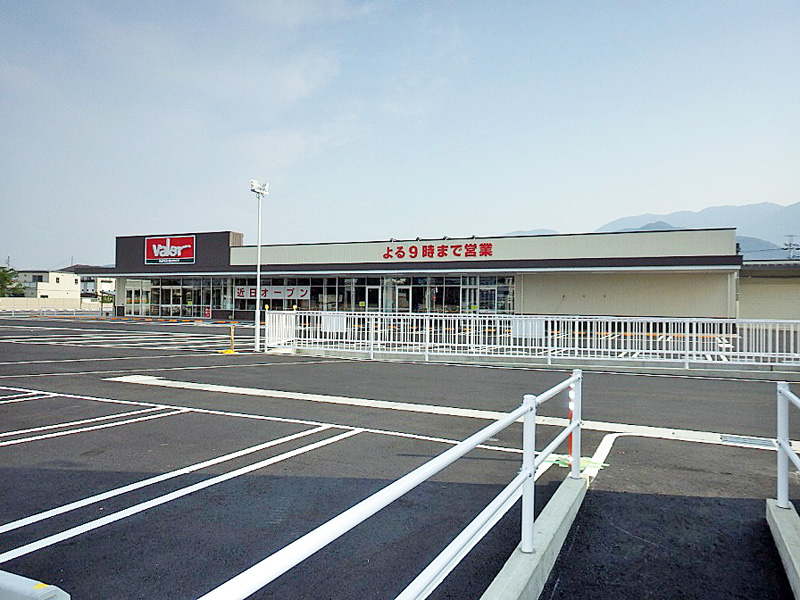 バロー／山梨県甲府市に出店