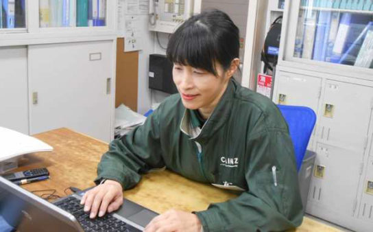 初の女性店長の道本氏