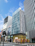 三井不動産／新宿駅直結の店舗・オフィスビル、国内最大級のGUCCIも出店