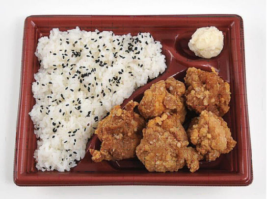 「ジョニーのからあげ」が監修した唐揚弁当