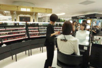 そごう横浜店／化粧品売場改装で雑貨売上5.5％増、新規4割が買い回り