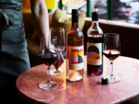 bills／国内全店舗で「ハウスワイン」提供開始、デリンクエンテ醸造