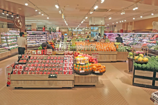 青果売場側の入口