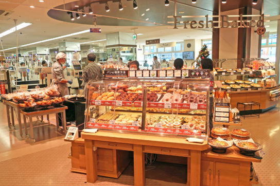 ベーカリーコーナー