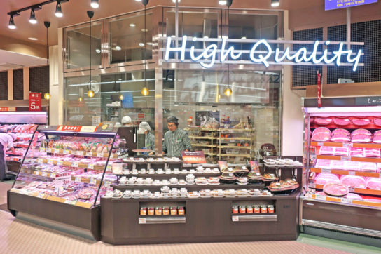 精肉部門のグリルキッチンコーナー