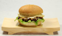 くら寿司／和食の技術を生かした「ハンバーガー」発売