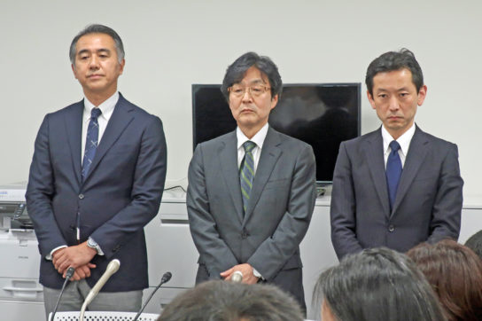 宮地本部長、小林社長、清水シニアオフィサー