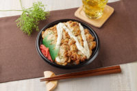 ファミリーマート／税込540円ボリューム満点の「タルタル鶏天丼」