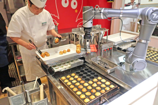 たこ焼き調理ロボ