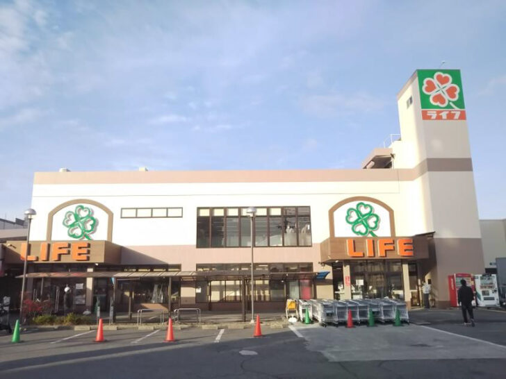 ライフ横堤店