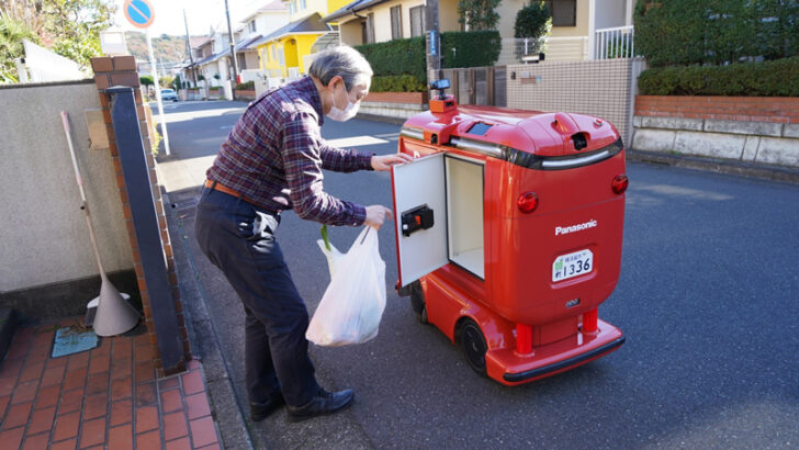 400点の食品などを配送