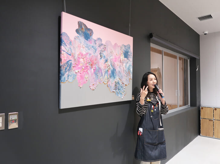 とよた真帆さんの作品を展示