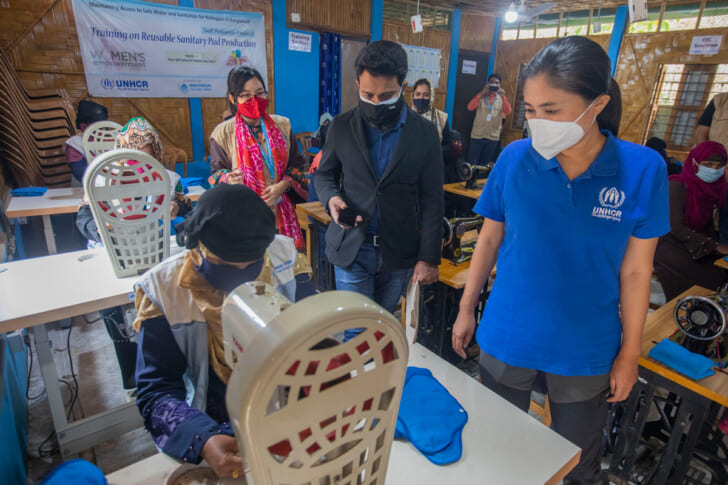 ロヒンギャ難民女性に縫製トレーニングを提供