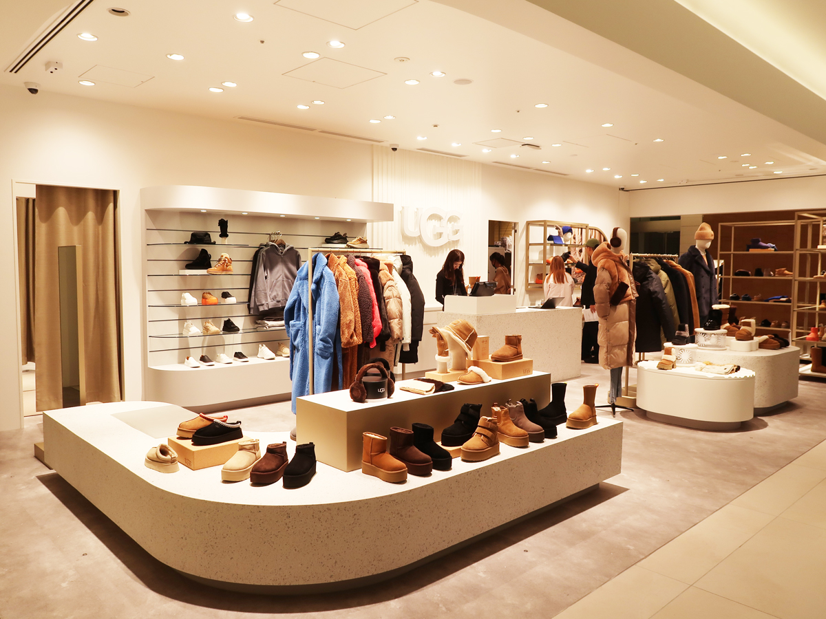 Ugg 店舗 hotsell