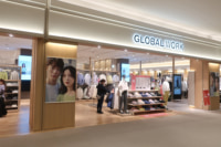 GLOBAL WORK／イオンレイクタウン店リニューアル「ミラーサイネージ」導入