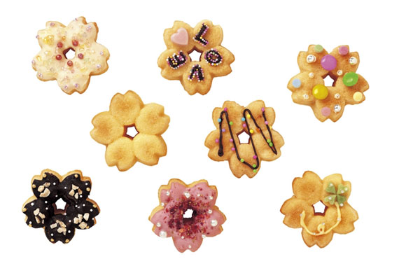 「シリコーンミニサクラ咲くドーナツ型6個取り」でつくったドーナツ イメージ