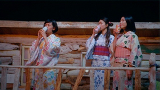 新TVCM「花火」篇のシーン