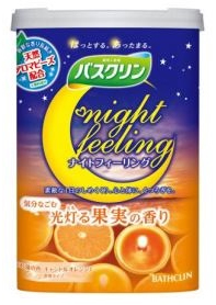 バスクリン ナイトフィーリング 気分なごむ光灯る果実の香り