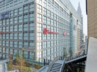 高島屋／新宿のタイムズスクエアビルを210億円で取得