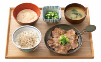 吉野家／牛タン麦とろ御前を数量限定で販売
