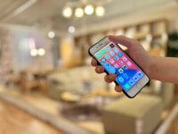 ニトリ／現場社員4000人にiPhoneを貸与、WEB研修を強化