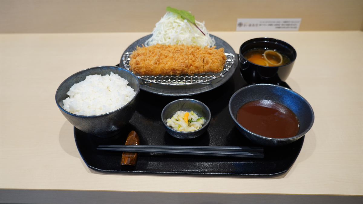 まい泉の「とんかつ膳」
