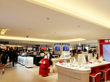 西武池袋本店／3階にコスメ売場オープン、3年で化粧品売上高45％増目指す