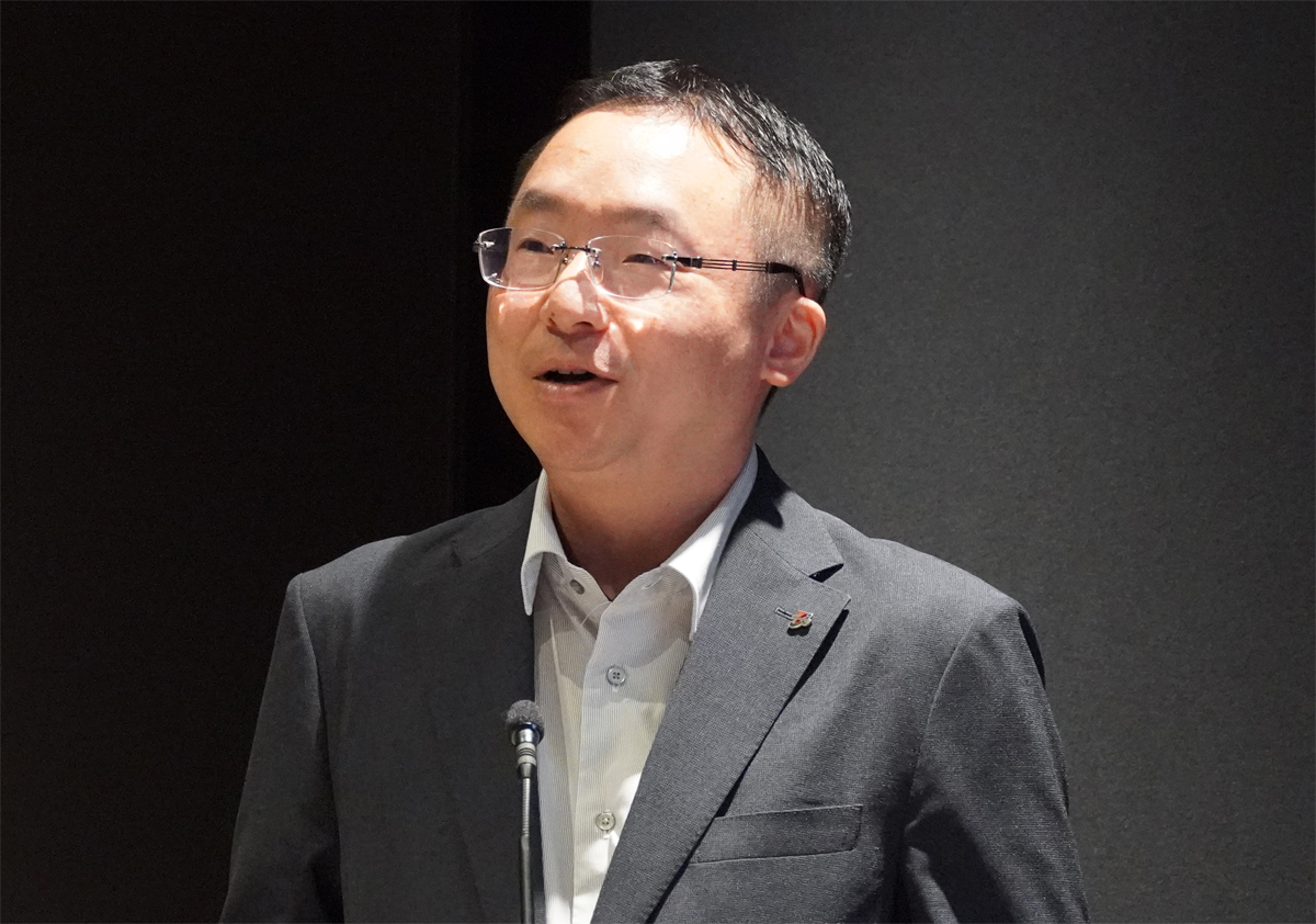 片岡孝寛氏