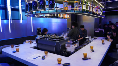 プロント 新業態／東京・銀座に「PRONTO THE FIRST」フロアごとに違いを演出