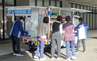 文教／福岡県内の病院でローソンの移動販売を開始