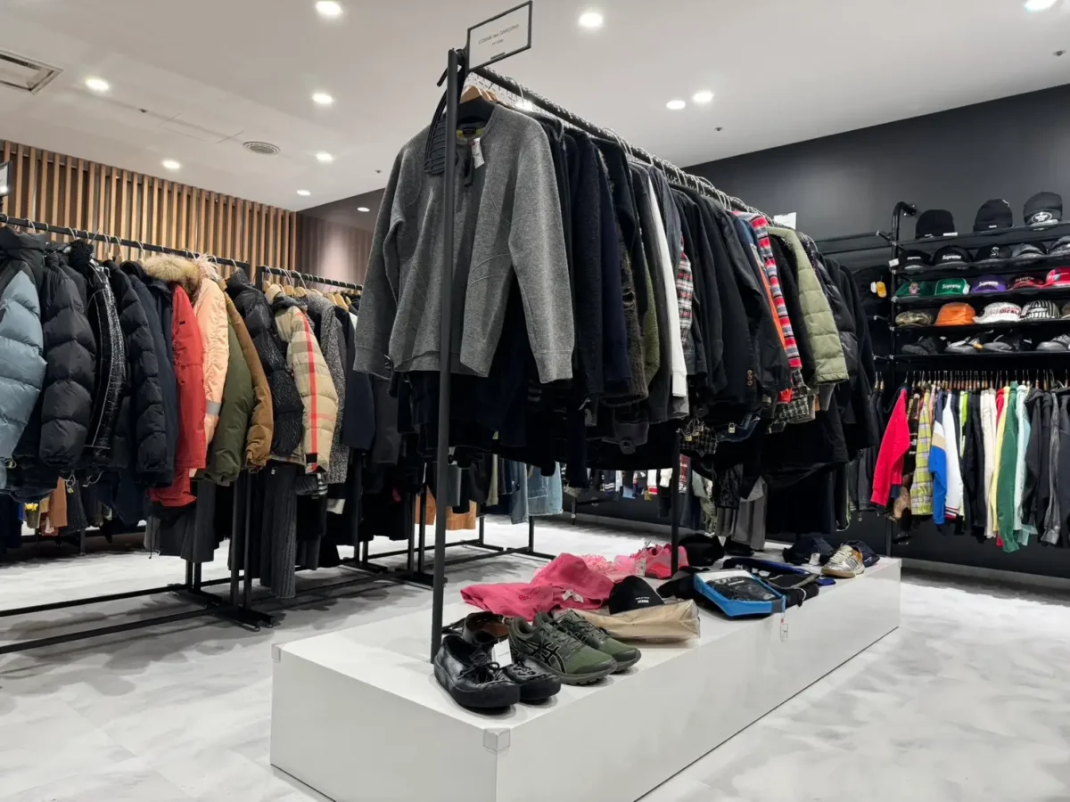 セカンドストリート