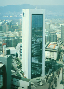 ワールド神戸本社ビル